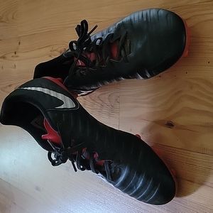 Womens Nike Tiempo soccer cleats